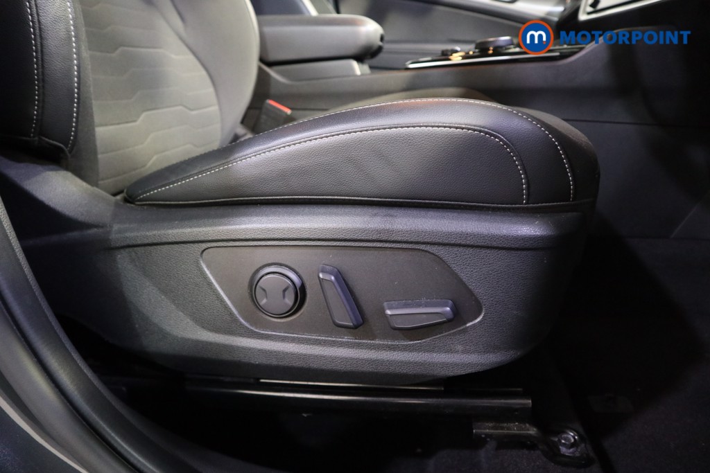 KIA Sportage 3 Automatic Petrol-Electric Hybrid SUV - Stock Number (1618677) - 16th supplementary image