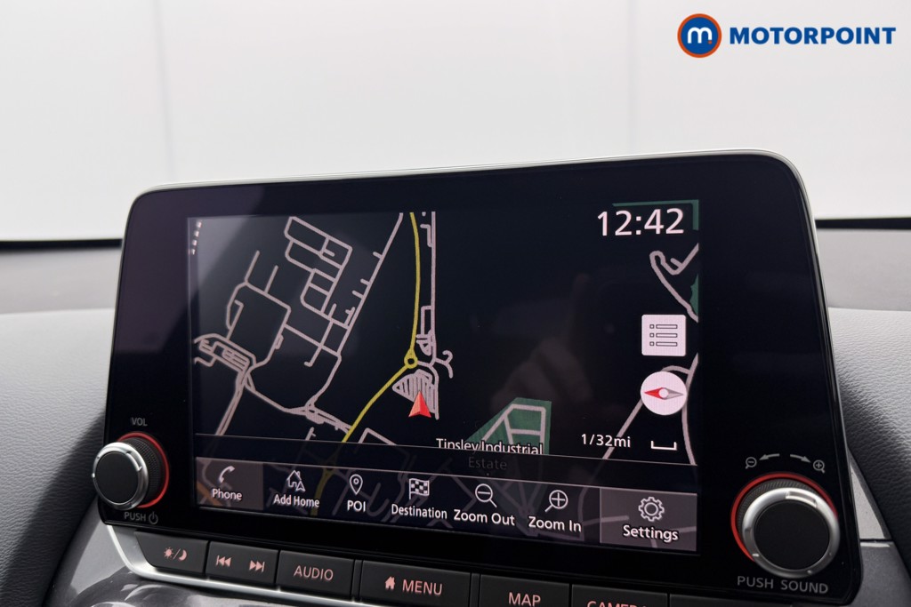 Nissan Juke Tekna Automatic Petrol SUV - Stock Number (1619420) - 2nd supplementary image