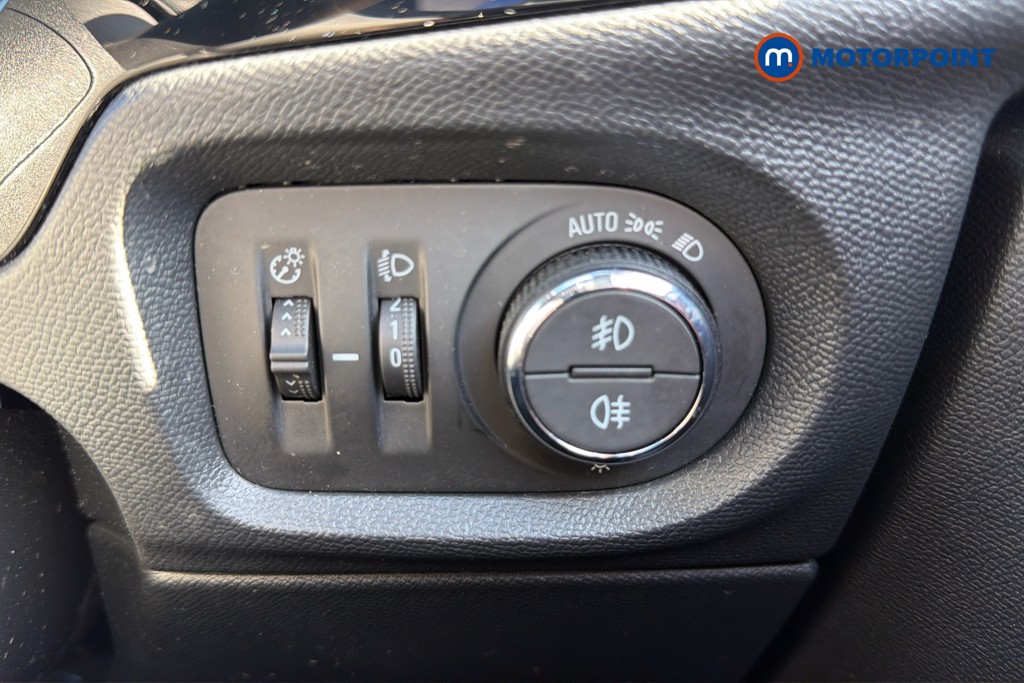 Vauxhall Corsa GS Manual Petrol Hatchback - Stock Number (1619870) - 18th supplementary image