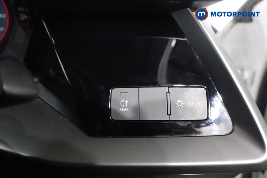 Audi A3 Technik Manual Petrol Hatchback - Stock Number (1619890) - 14th supplementary image