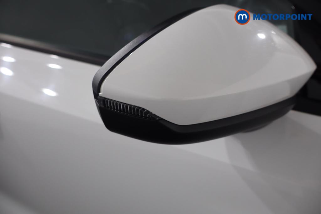 Audi A3 Technik Manual Petrol Hatchback - Stock Number (1619890) - 23rd supplementary image