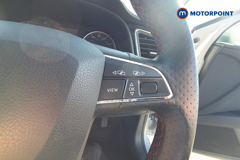 Seat Leon FR Automatic Petrol Hatchback - Stock Number (1620119) - 4th supplementary image