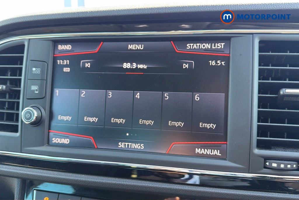 Seat Leon FR Automatic Petrol Hatchback - Stock Number (1620119) - 9th supplementary image