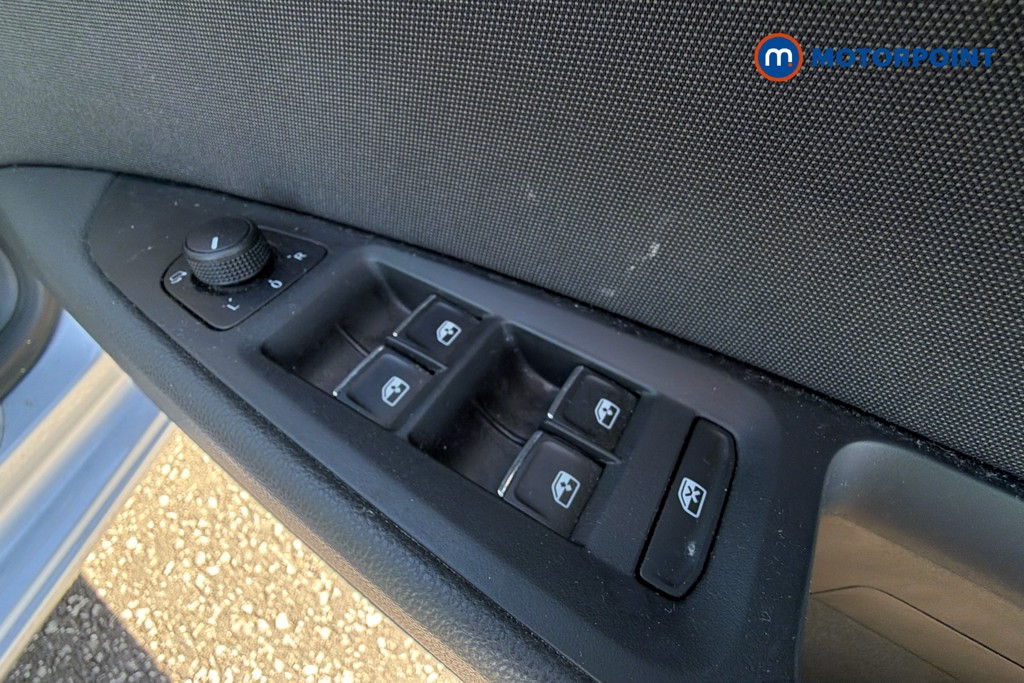 Seat Leon FR Automatic Petrol Hatchback - Stock Number (1620119) - 20th supplementary image