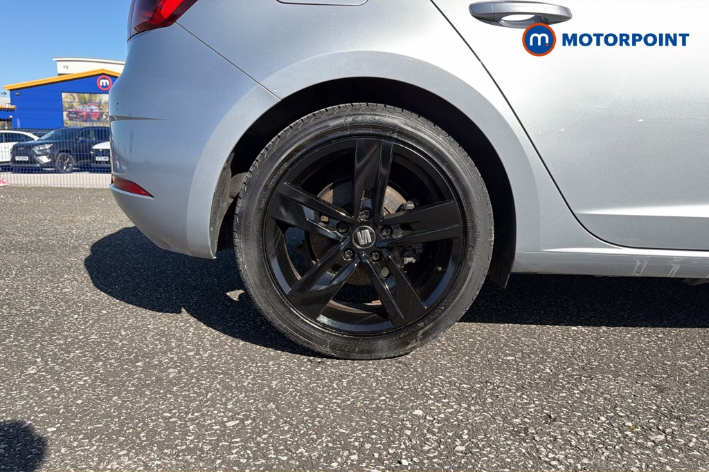 Seat Leon FR Automatic Petrol Hatchback - Stock Number (1620119) - 49th supplementary image