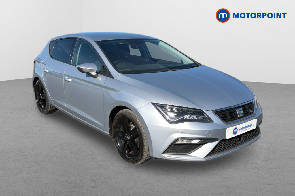 Seat Leon FR Automatic Petrol Hatchback - Stock Number (1620119) - Drivers side front corner