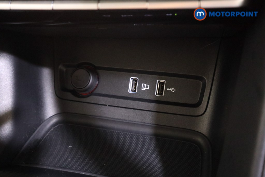 Mg Motor Uk ZS Exclusive Manual Petrol SUV - Stock Number (1620661) - 8th supplementary image