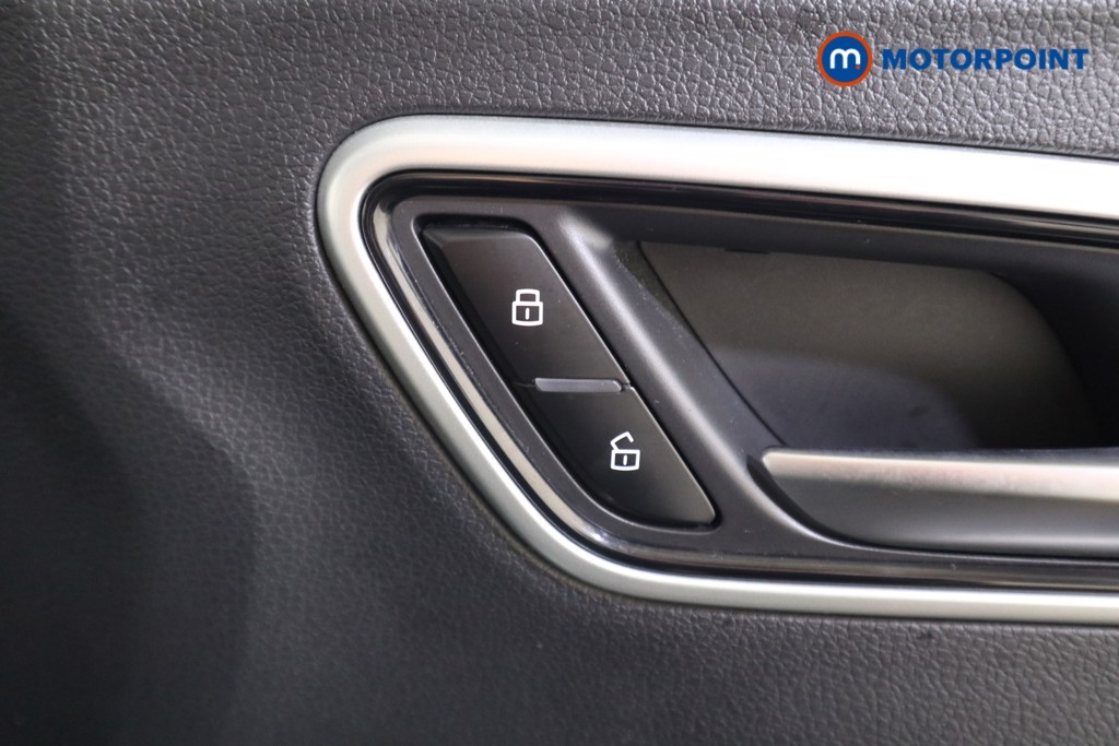 Mg Motor Uk ZS Exclusive Manual Petrol SUV - Stock Number (1620661) - 15th supplementary image