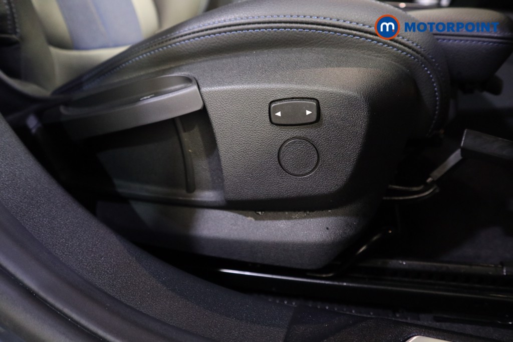 BMW 1 Series M Sport Automatic Petrol Hatchback - Stock Number (1620911) - 17th supplementary image