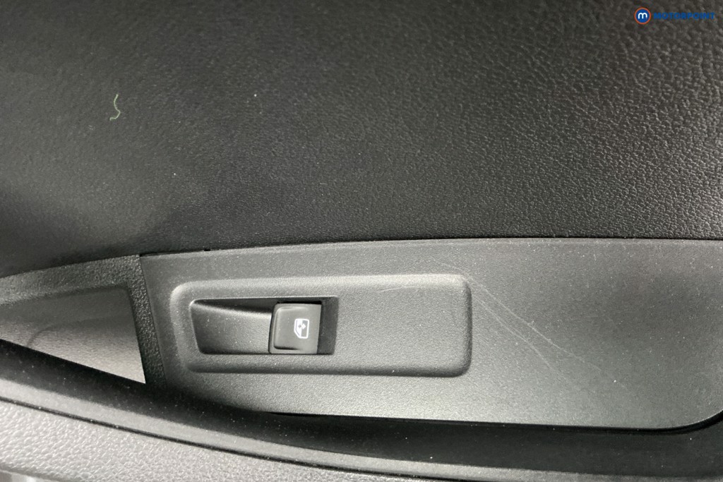 Skoda Karoq Sportline Edition Automatic Petrol SUV - Stock Number (1621007) - 34th supplementary image