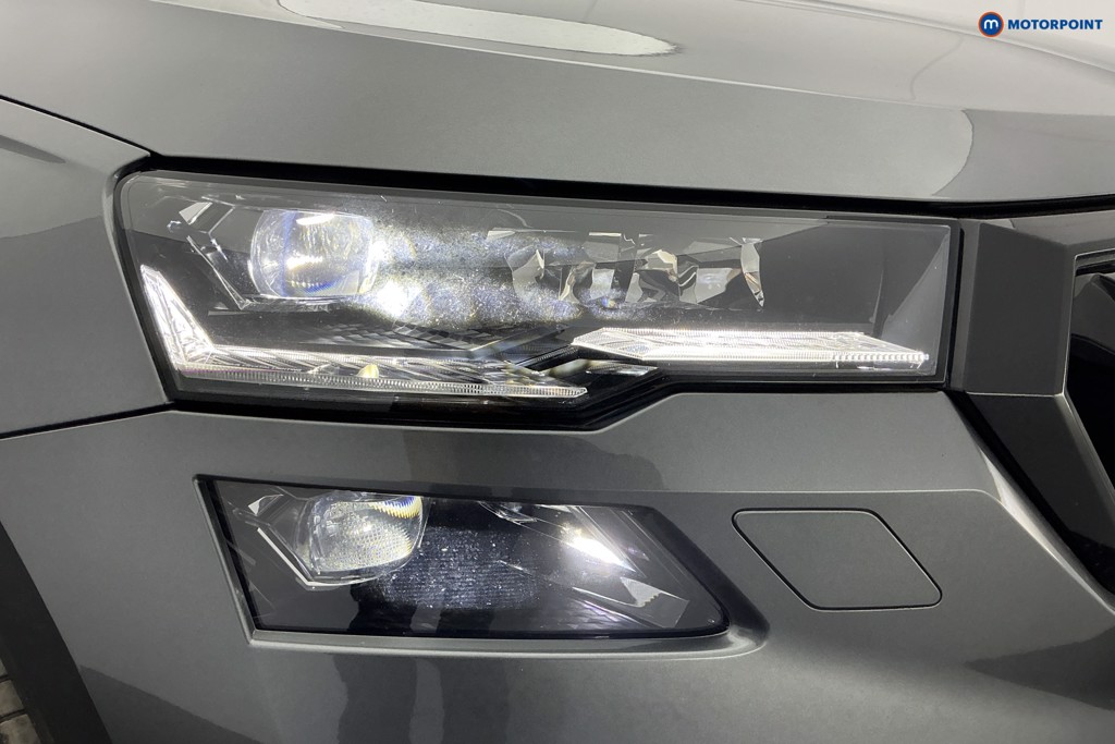 Skoda Karoq Sportline Edition Automatic Petrol SUV - Stock Number (1621007) - 35th supplementary image