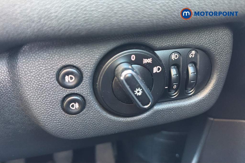 Mini Clubman Cooper S Classic Manual Petrol Estate - Stock Number (1621029) - 18th supplementary image