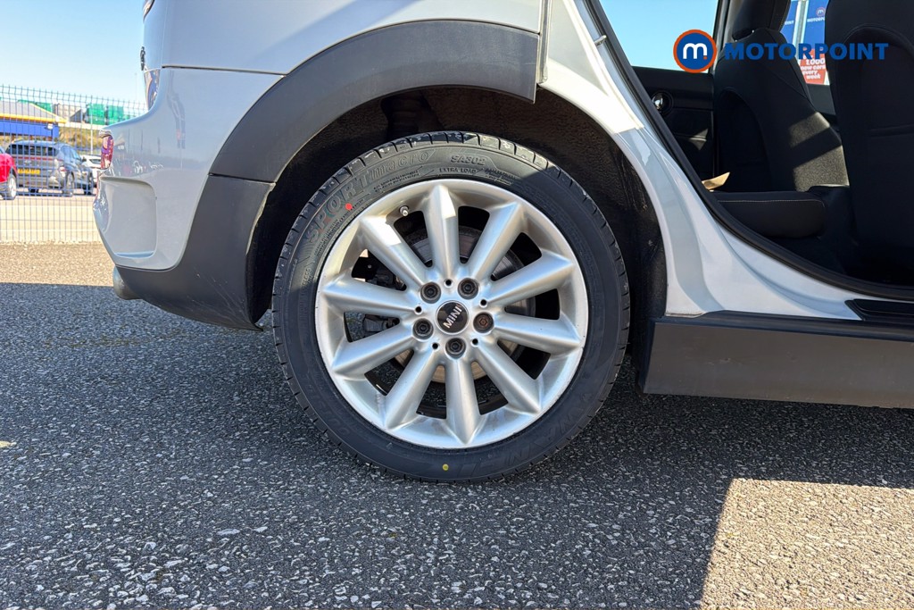 Mini Clubman Cooper S Classic Manual Petrol Estate - Stock Number (1621029) - 49th supplementary image