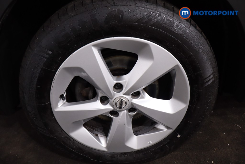 Nissan Qashqai Acenta Premium Manual Petrol SUV - Stock Number (1621216) - 11th supplementary image