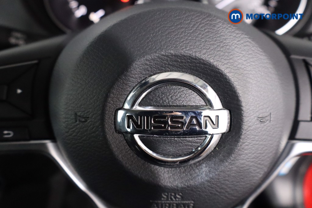 Nissan Qashqai Acenta Premium Manual Petrol SUV - Stock Number (1621216) - 13th supplementary image