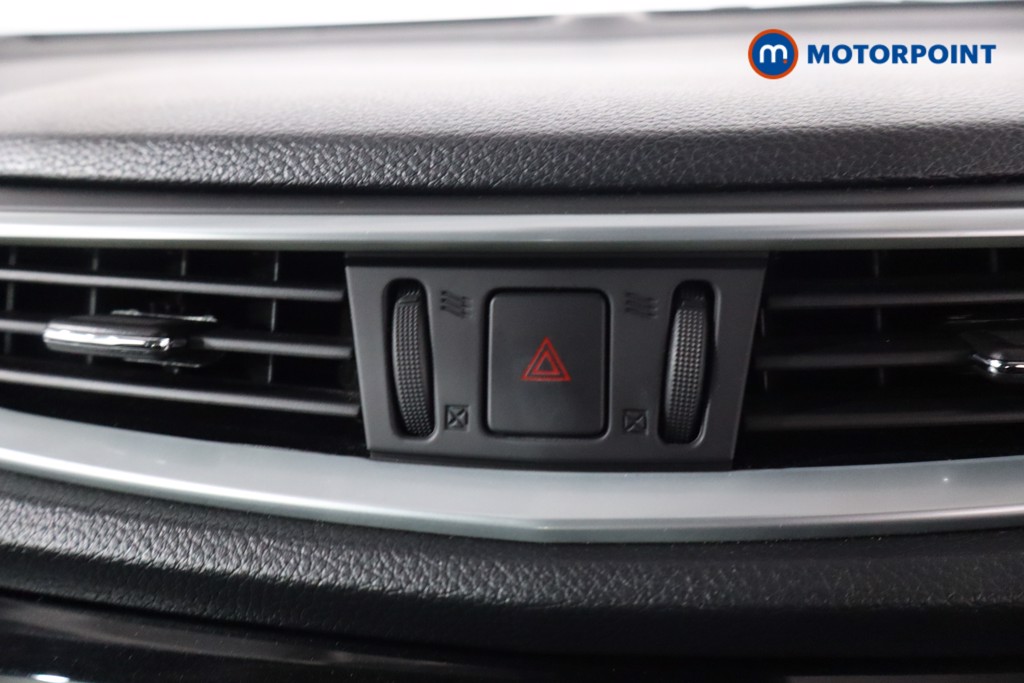 Nissan Qashqai Acenta Premium Manual Petrol SUV - Stock Number (1621216) - 17th supplementary image