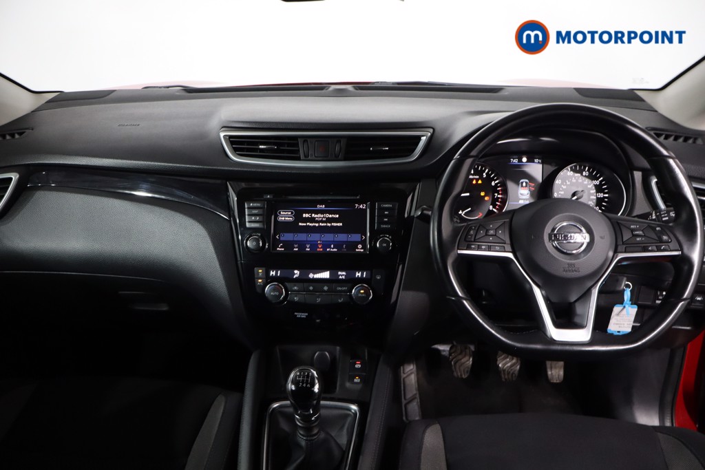Nissan Qashqai Acenta Premium Manual Petrol SUV - Stock Number (1621216) - 1st supplementary image