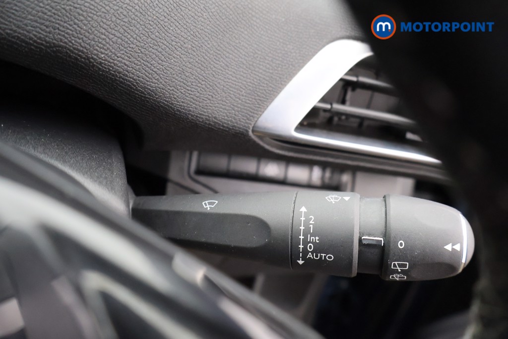 Peugeot 3008 Allure Premium Manual Diesel SUV - Stock Number (1621255) - 6th supplementary image