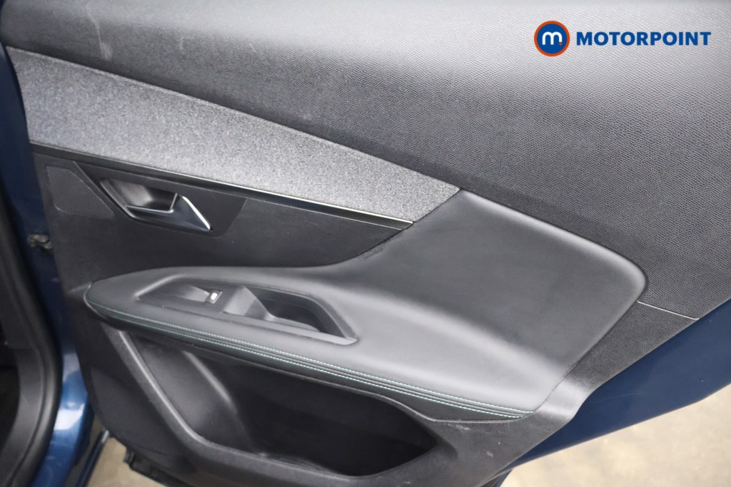 Peugeot 3008 Allure Premium Manual Diesel SUV - Stock Number (1621255) - 16th supplementary image