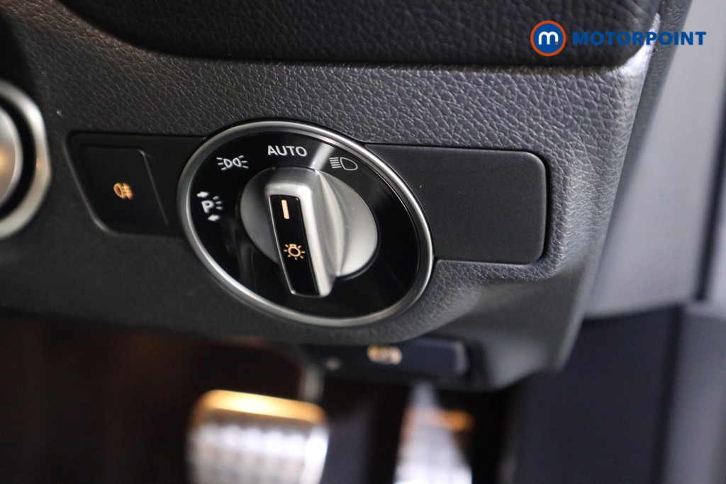 Mercedes-Benz GLA Amg Line Automatic Petrol SUV - Stock Number (1621275) - 12th supplementary image