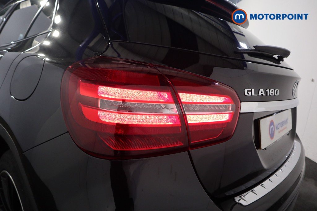 Mercedes-Benz GLA Amg Line Automatic Petrol SUV - Stock Number (1621275) - 29th supplementary image