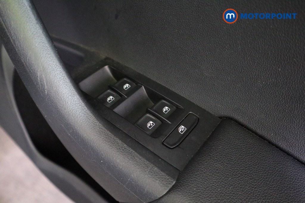 Skoda Octavia SE Manual Petrol Hatchback - Stock Number (1621527) - 15th supplementary image