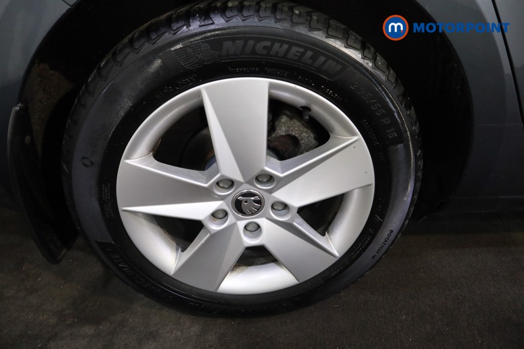 Skoda Octavia SE Manual Petrol Hatchback - Stock Number (1621527) - 21st supplementary image