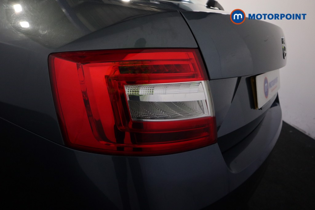 Skoda Octavia SE Manual Petrol Hatchback - Stock Number (1621527) - 26th supplementary image