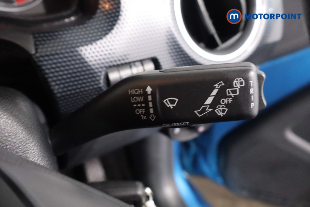 Volkswagen UP Black Edition Manual Petrol Hatchback - Stock Number (1621662) - 15th supplementary image