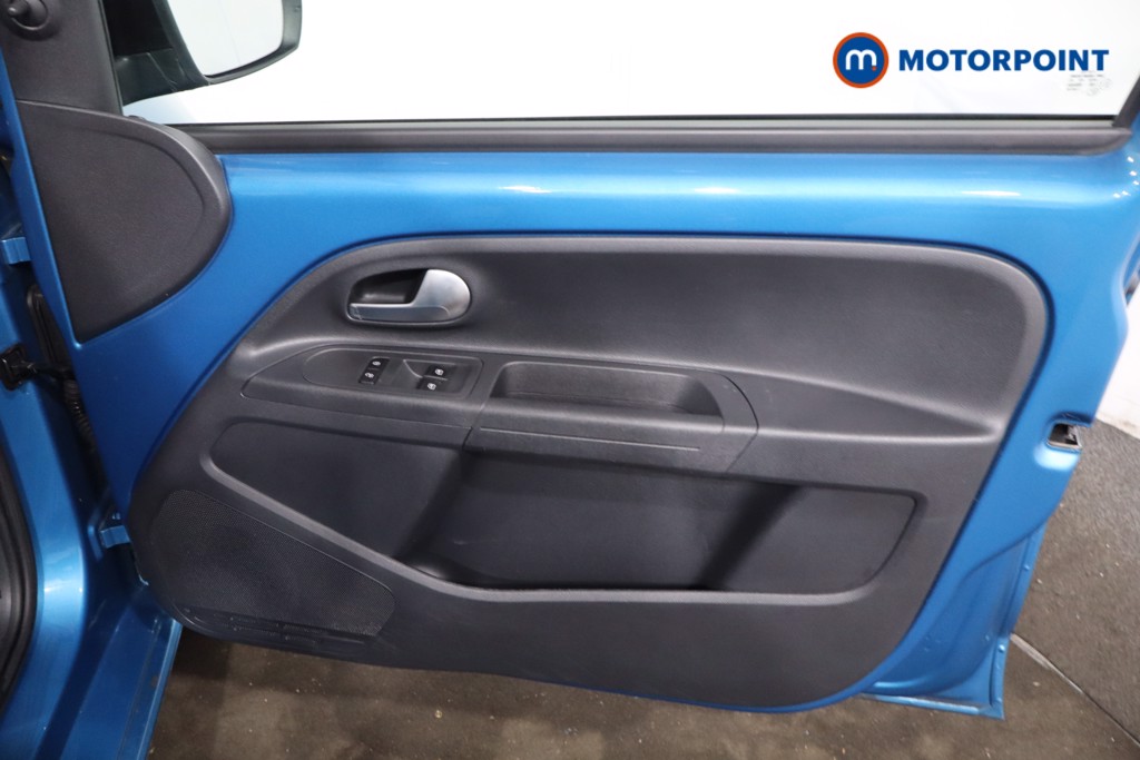 Volkswagen UP Black Edition Manual Petrol Hatchback - Stock Number (1621662) - 19th supplementary image