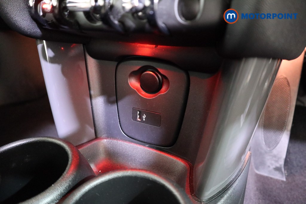 Mini Hatchback ONE Manual Petrol Hatchback - Stock Number (1621934) - 8th supplementary image