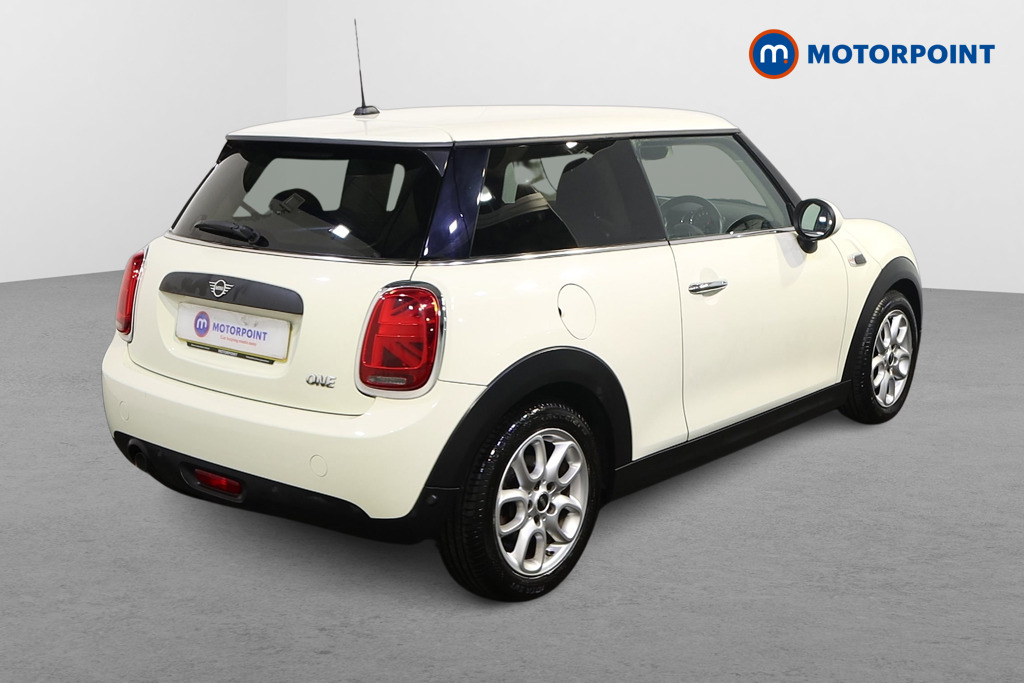 Mini Hatchback ONE Manual Petrol Hatchback - Stock Number (1621934) - Drivers side rear corner