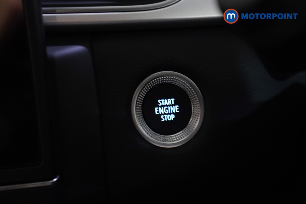 Renault Captur Se Edition Automatic Petrol-Electric Hybrid SUV - Stock Number (1622025) - 6th supplementary image