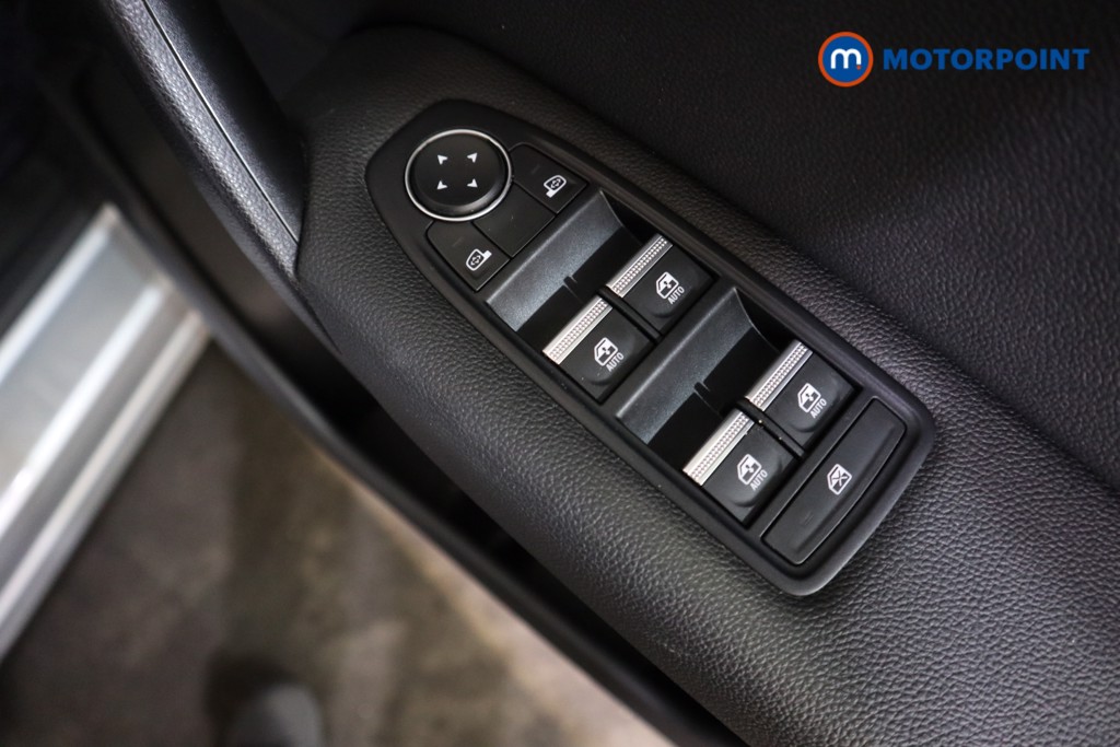 Renault Captur Se Edition Automatic Petrol-Electric Hybrid SUV - Stock Number (1622025) - 14th supplementary image