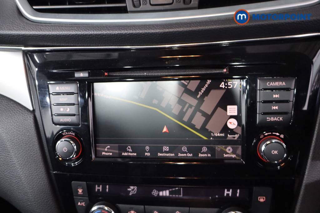 Nissan Qashqai N-Motion Automatic Petrol SUV - Stock Number (1622086) - 2nd supplementary image