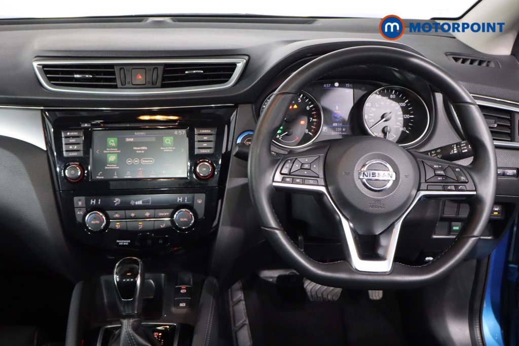 Nissan Qashqai N-Motion Automatic Petrol SUV - Stock Number (1622086) - 3rd supplementary image