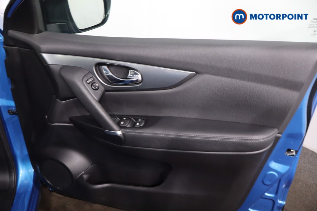 Nissan Qashqai N-Motion Automatic Petrol SUV - Stock Number (1622086) - 24th supplementary image