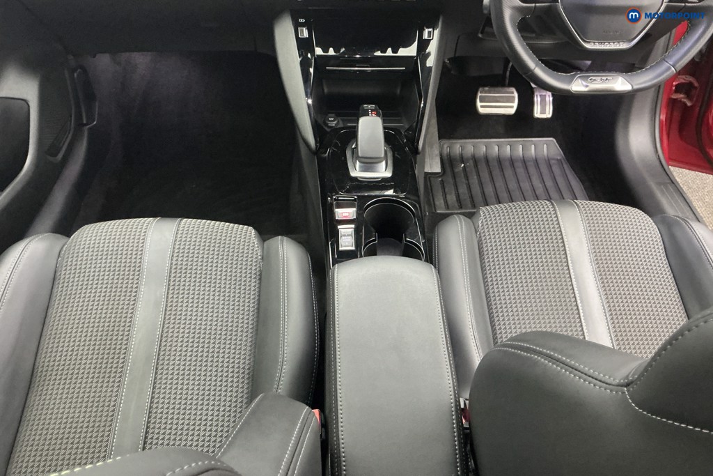 Peugeot 208 Gt Line Automatic Electric Hatchback - Stock Number (1622230) - 12th supplementary image
