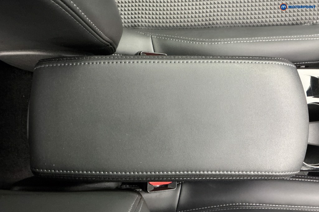 Peugeot 208 Gt Line Automatic Electric Hatchback - Stock Number (1622230) - 16th supplementary image