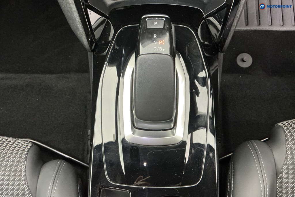 Peugeot 208 Gt Line Automatic Electric Hatchback - Stock Number (1622230) - 18th supplementary image
