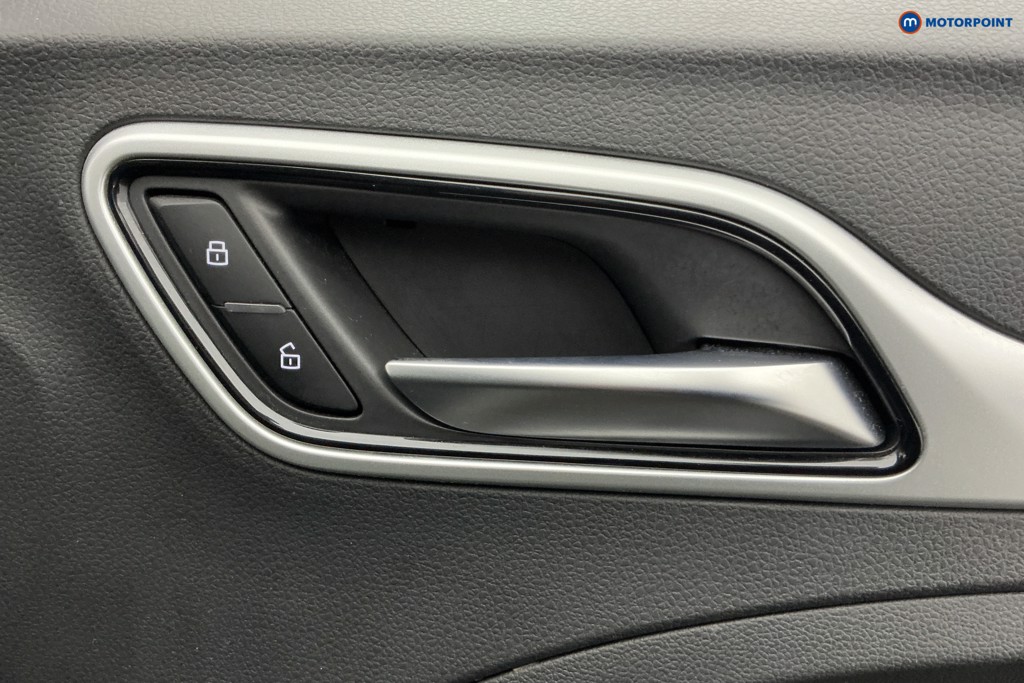 Mg Motor Uk ZS Exclusive Manual Petrol SUV - Stock Number (1622281) - 29th supplementary image