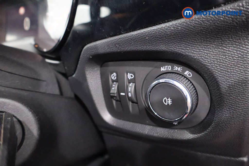 Vauxhall Corsa SE Manual Petrol Hatchback - Stock Number (1622329) - 17th supplementary image