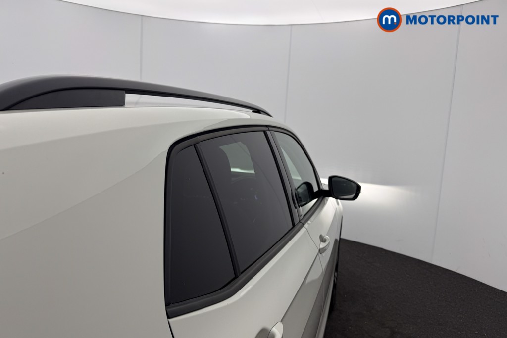 Volkswagen T-Cross Black Edition Manual Petrol SUV - Stock Number (1622517) - 17th supplementary image