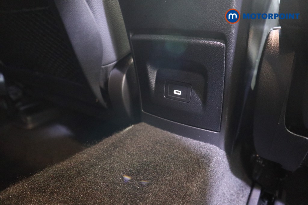 Mercedes-Benz A Class Amg Line Automatic Petrol Hatchback - Stock Number (1622629) - 21st supplementary image