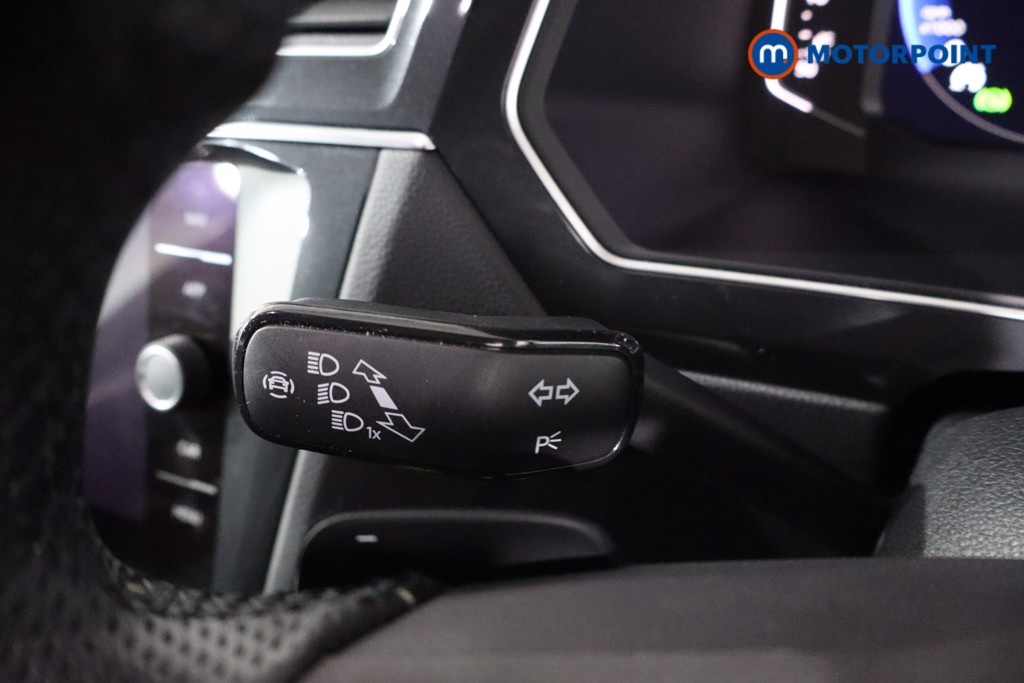 Volkswagen Tiguan R-Line Automatic Diesel SUV - Stock Number (1622786) - 16th supplementary image