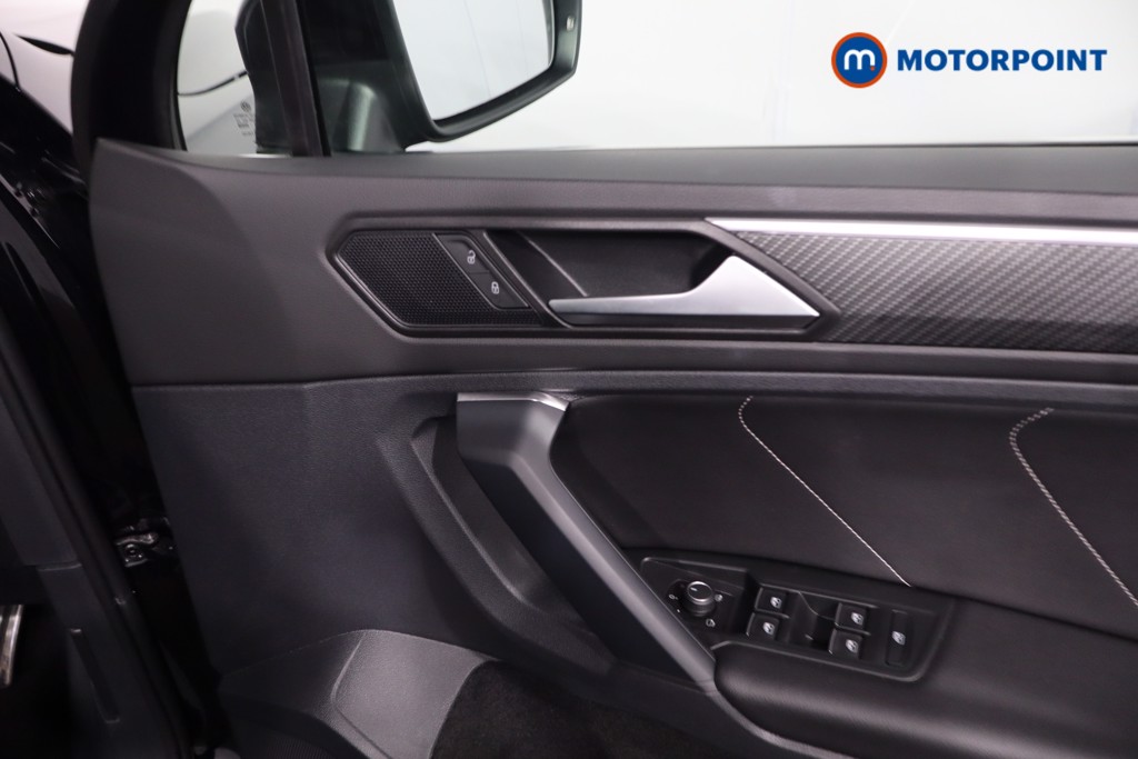 Volkswagen Tiguan R-Line Automatic Diesel SUV - Stock Number (1622786) - 32nd supplementary image