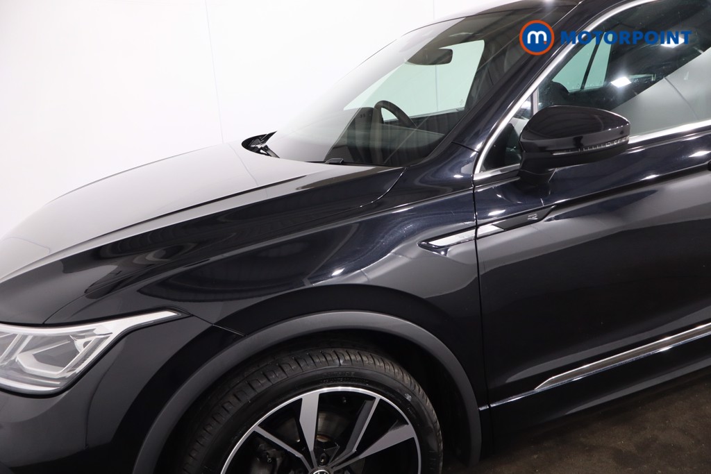Volkswagen Tiguan R-Line Automatic Diesel SUV - Stock Number (1622786) - 37th supplementary image