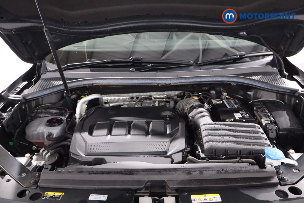 Volkswagen Tiguan R-Line Automatic Diesel SUV - Stock Number (1622786) - 44th supplementary image