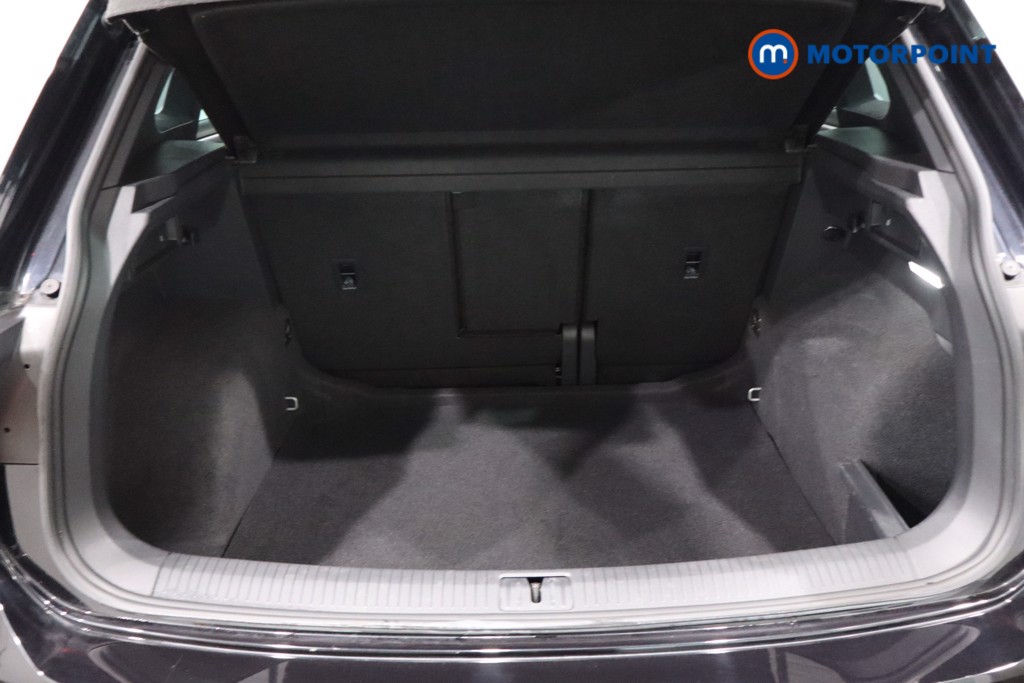Volkswagen Tiguan R-Line Automatic Diesel SUV - Stock Number (1622786) - 50th supplementary image