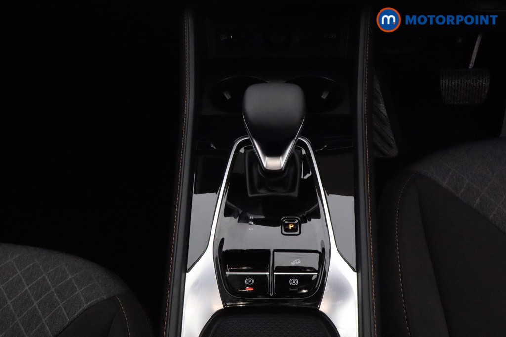 Mg Motor Uk HS SE Automatic Petrol-Electric Hybrid SUV - Stock Number (1622959) - 4th supplementary image